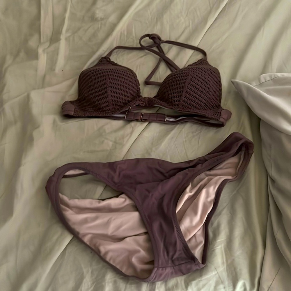 Purple swimsuit 2 piece 
If you want one or the other lmk !
